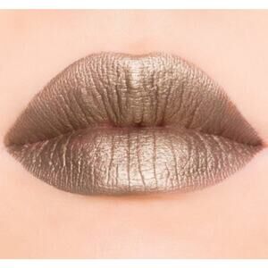 Jeffree Star Velour Liquid Lipstick in the Black box. -Shane